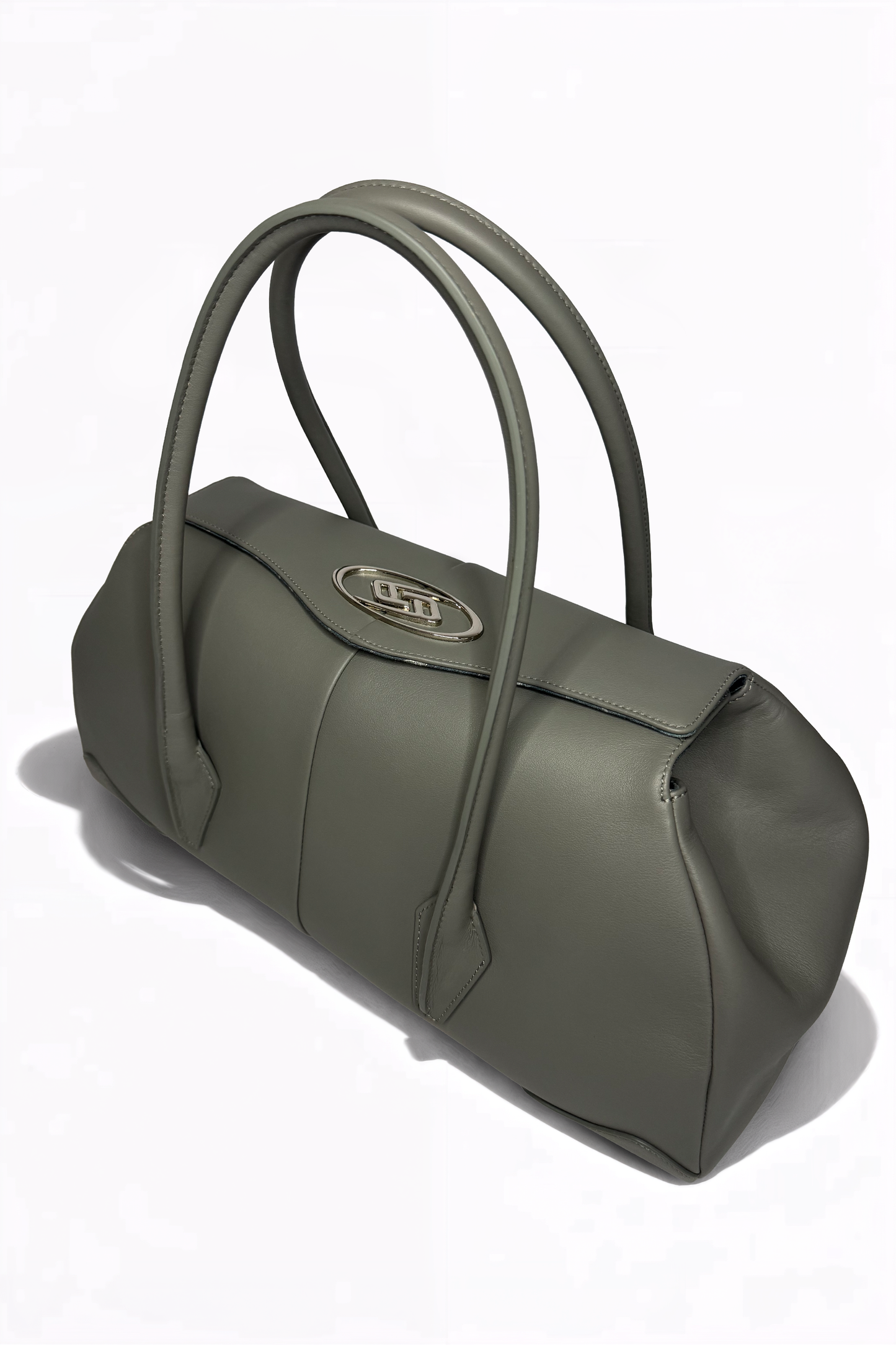 Side profile of AYZAHD Boulevard Medium. High-end leather quality surpassing Jacquemus, Polène, and Manu Atelier. Contemporary luxury aesthetic for fans of Miu Miu, Loewe, and By Far.